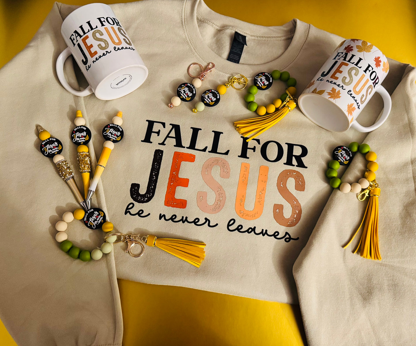 Fall For Jesus Keychain Bracelet